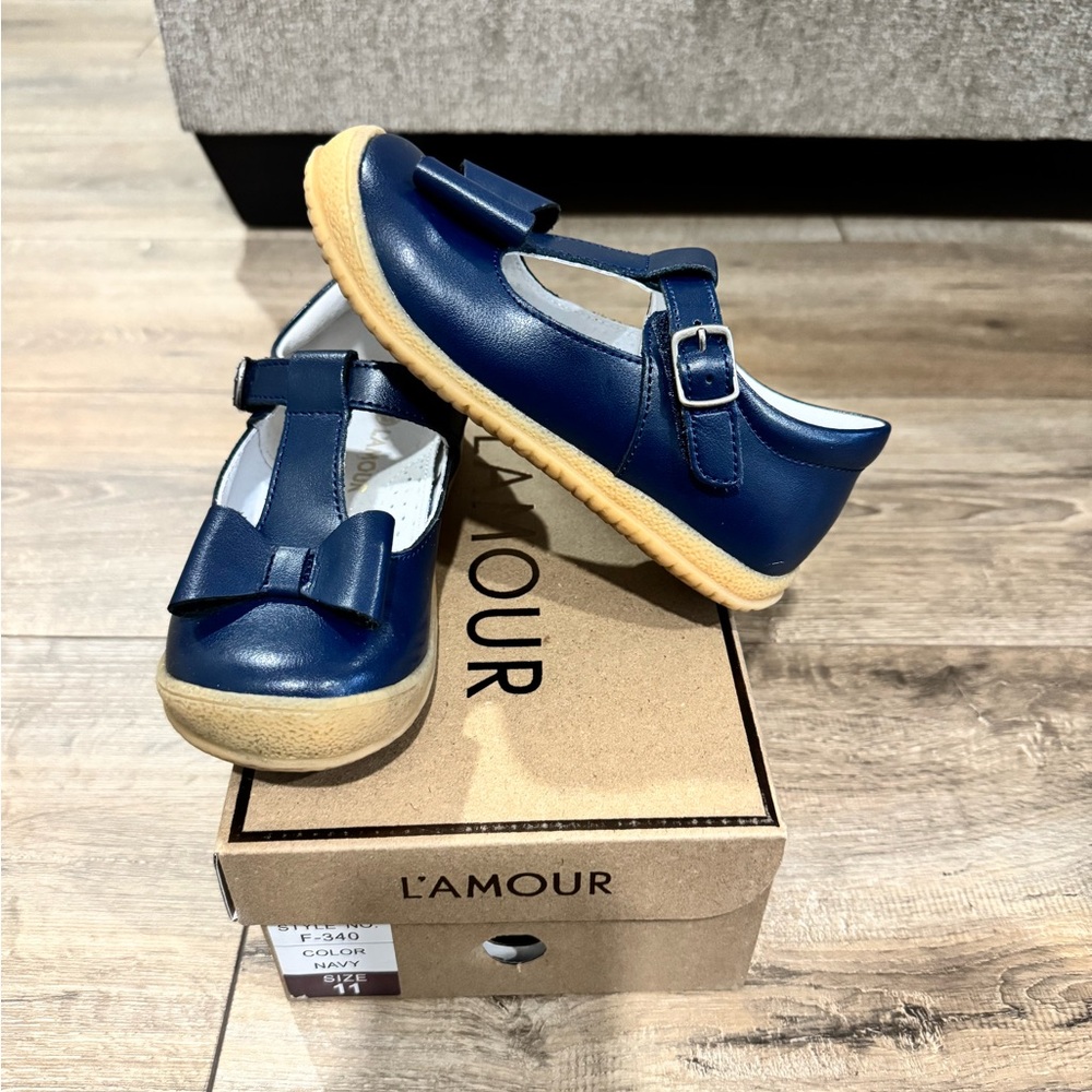 L'Amour Emma Bow Shoes - Picture 5 of 9